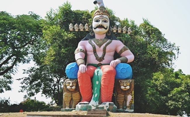 एमपी : मंदसौर में सुबह होगी रावण की पूजा, शाम को होगा दहन एमपी : मंदसौर में सुबह होगी रावण की पूजा, शाम को होगा दहन