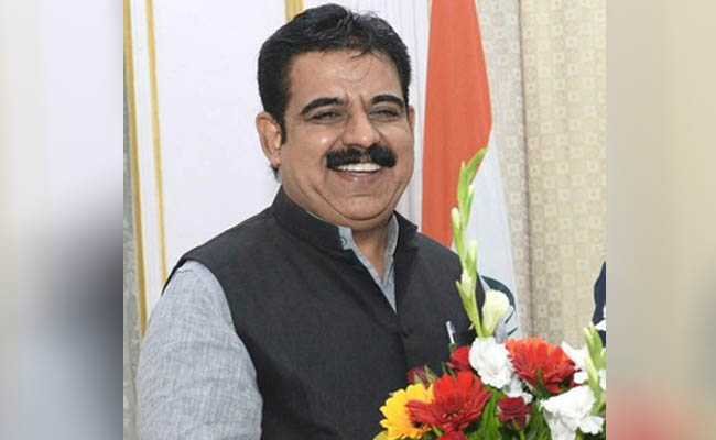आचार संहिता उल्लंघन का मामला : शंकर लालवानी के खिलाफ FIR दर्ज करने के आदेश आचार संहिता उल्लंघन का मामला : शंकर लालवानी के खिलाफ FIR दर्ज करने के आदेश