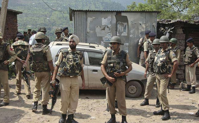 घाटी में 250-275 आतंकी सक्रिय, फिलहाल माहौल बेहतर: ऐके भट्ट घाटी में 250-275 आतंकी सक्रिय, फिलहाल माहौल बेहतर: ऐके भट्ट
