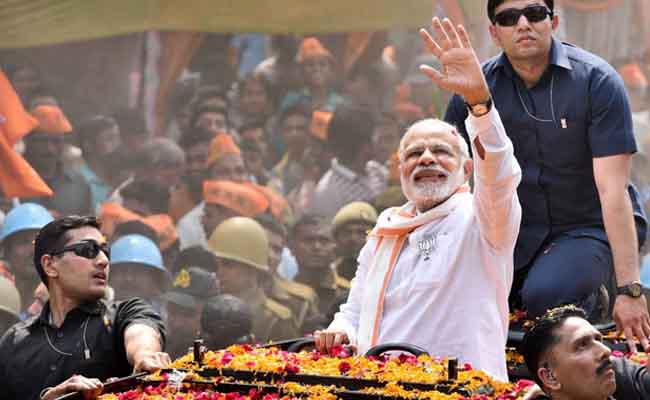 मोदी का एलान - काशी बनेगा पूर्वी भारत का गेटवे, दिया 550 करोड़ का तोहफा मोदी का एलान - काशी बनेगा पूर्वी भारत का गेटवे, दिया 550 करोड़ का तोहफा