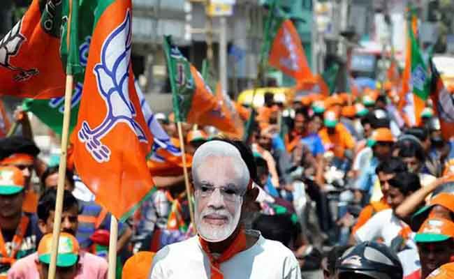 त्रिपुरा में पंचायत उपचुनाव : 96% सीटों पर निर्विरोध जीती भाजपा त्रिपुरा में पंचायत उपचुनाव : 96% सीटों पर निर्विरोध जीती भाजपा