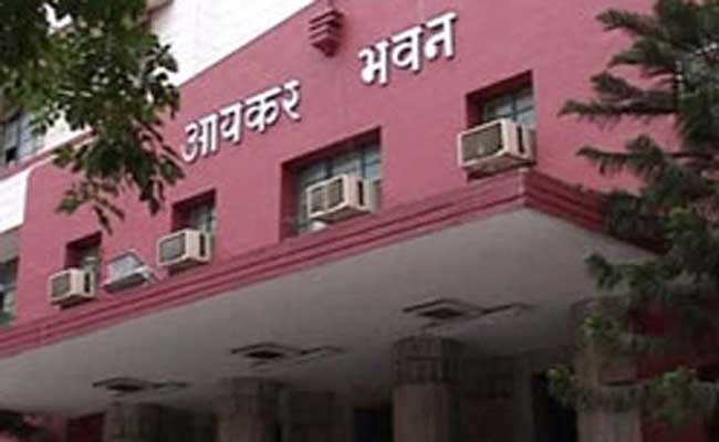 दिल्ली: आयकर नहीं जमा कराने पर चार बड़े कारोबारी घरानों को नोटिस दिल्ली: आयकर नहीं जमा कराने पर चार बड़े कारोबारी घरानों को नोटिस
