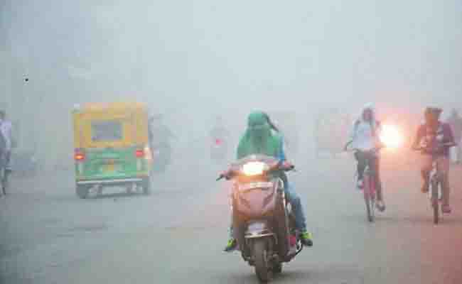 मध्यप्रदेश में कड़ाके की ठंड़, कुछ स्थानों पर हल्की बारिश मध्यप्रदेश में कड़ाके की ठंड़, कुछ स्थानों पर हल्की बारिश
