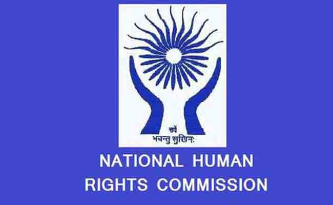 चमकी बुखार से बच्चों की हुई मौत पर राष्ट्रीय मानवाधिकार का बिहार सरकार को नोटिस चमकी बुखार से बच्चों की हुई मौत पर राष्ट्रीय मानवाधिकार का बिहार सरकार को नोटिस