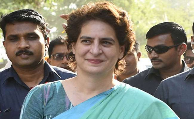 प्रियंका गांधी 28 अगस्त को जायेंगी रायबरेली प्रियंका गांधी 28 अगस्त को जायेंगी रायबरेली