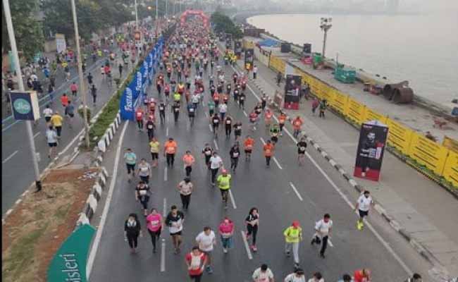 मुंबई : मैराथन 2020 में 64 साल के शख्स की दिल का दौरा पड़ने से मौत मुंबई : मैराथन 2020 में 64 साल के शख्स की दिल का दौरा पड़ने से मौत