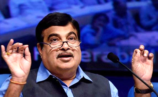 एनएचएआई की परियोजनाओं के लिए पैसे की समस्या नहीं : गडकरी एनएचएआई की परियोजनाओं के लिए पैसे की समस्या नहीं : गडकरी