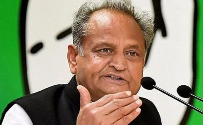 महंगाई रोकने के लिए सरकार के पास कोई नीति नहीं है : गहलोत महंगाई रोकने के लिए सरकार के पास कोई नीति नहीं है : गहलोत