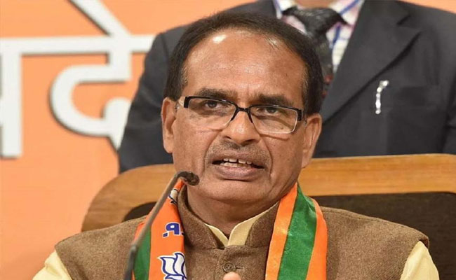 कांग्रेस ने किया क्या है, जो इन्हें वोट दें जनता: मुख्यमंत्री शिवराज कांग्रेस ने किया क्या है, जो इन्हें वोट दें जनता: मुख्यमंत्री शिवराज