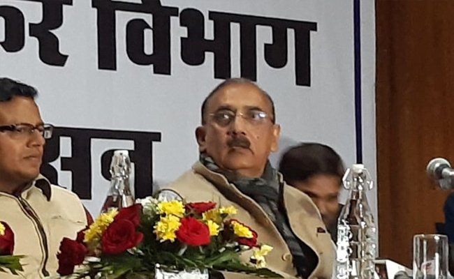 मुख्य सड़क मार्गों से जोड़ी जायेंगी ग्रामीण सड़कें : राठौर मुख्य सड़क मार्गों से जोड़ी जायेंगी ग्रामीण सड़कें : राठौर