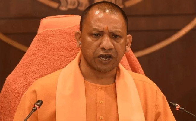 CM योगी ने बिना बोले कर दिया यह बहुत बड़ा काम, लोगों में दौड़ी... CM योगी ने बिना बोले कर दिया यह बहुत बड़ा काम, लोगों में दौड़ी...