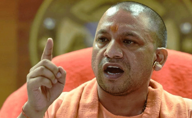 हॉटस्पाट क्षेत्रों को किया जाय सेक्टरवार विभाजित, की जाय मजिस्ट्रेट की तैनाती : योगी हॉटस्पाट क्षेत्रों को किया जाय सेक्टरवार विभाजित, की जाय मजिस्ट्रेट की तैनाती : योगी