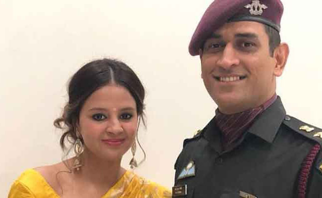 पत्नी ने अचानक खोल दिया धोनी का ये चौंकाने वाला खुलासा पत्नी ने अचानक खोल दिया धोनी का ये चौंकाने वाला खुलासा
