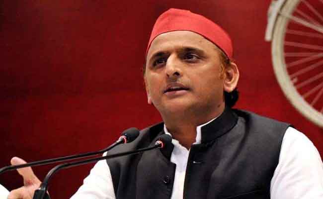 भाजपा की गलत नीतीयों के चलते शिक्षा के क्षेत्र में फैल रही है अव्यवस्था: अखिलेश भाजपा की गलत नीतीयों के चलते शिक्षा के क्षेत्र में फैल रही है अव्यवस्था: अखिलेश