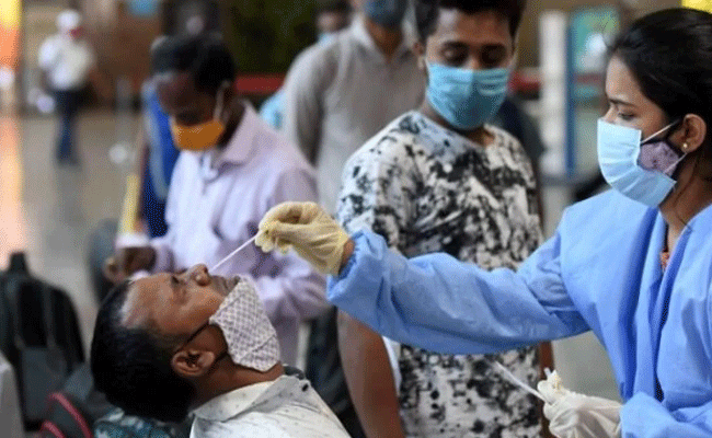 दिल्ली में कोरोना के 24 हजार से अधिक नये मामले, 167 की मौत दिल्ली में कोरोना के 24 हजार से अधिक नये मामले, 167 की मौत